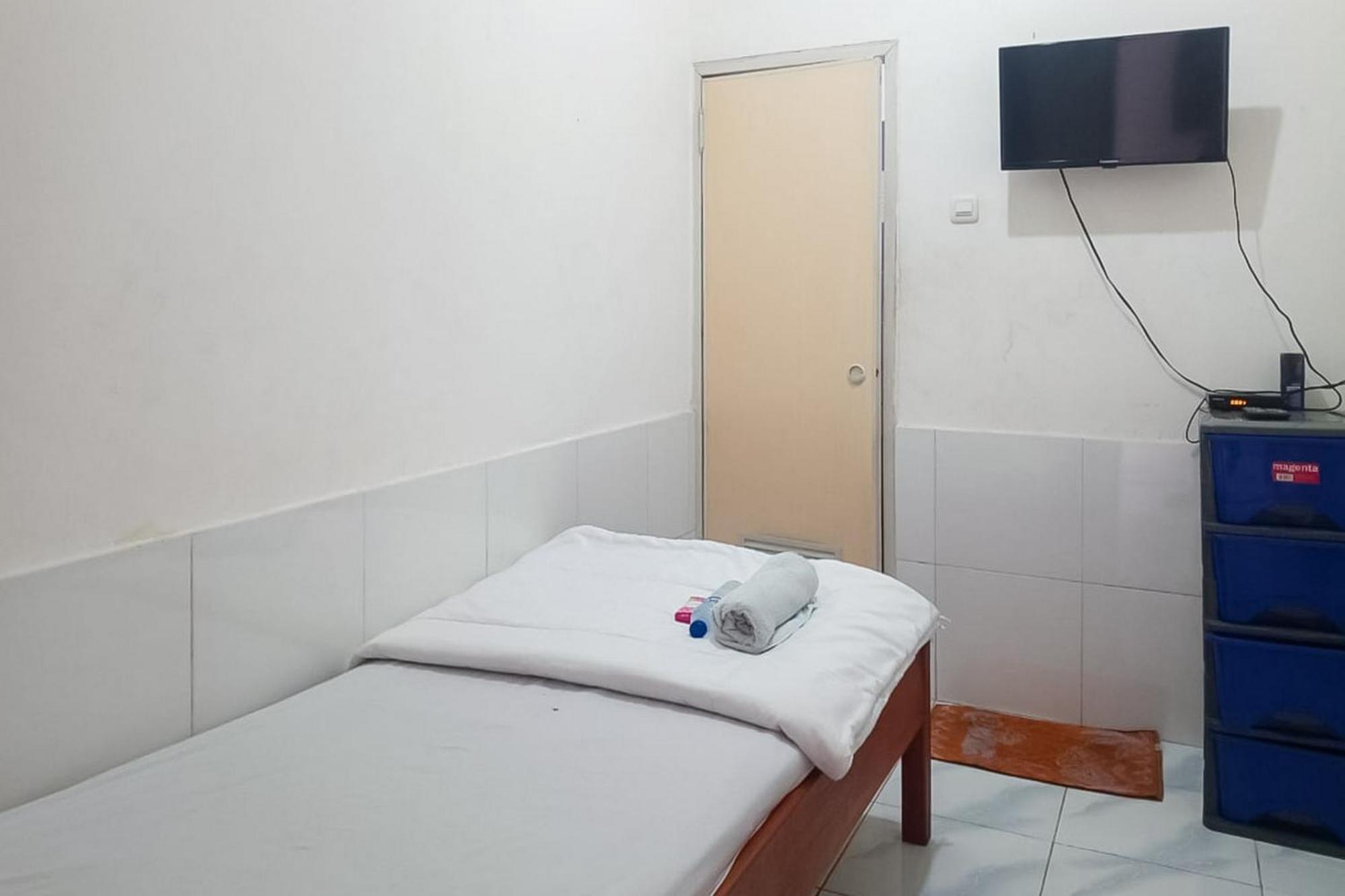 Malibu Syariah Bogor Redpartner Hotel Buitenkant foto