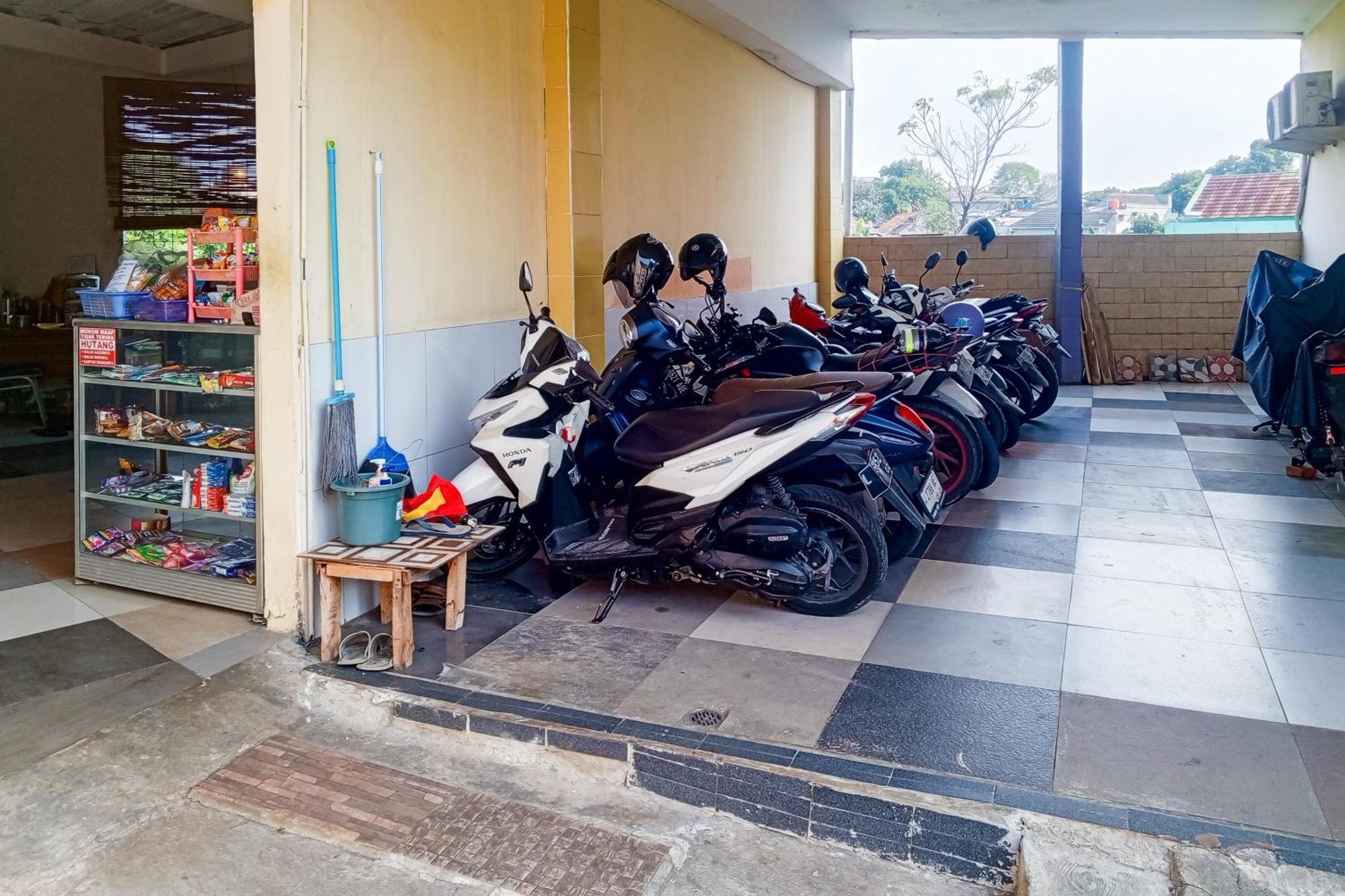 Malibu Syariah Bogor Redpartner Hotel Buitenkant foto
